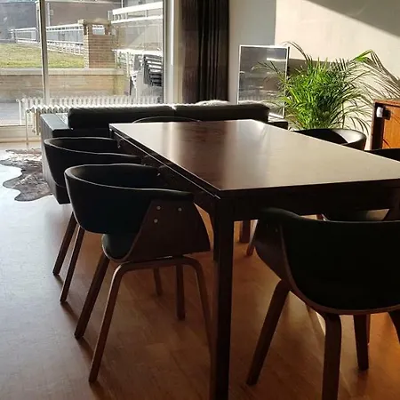 In Residentie Silverbeach Met Binnenzwembad 아파트 *